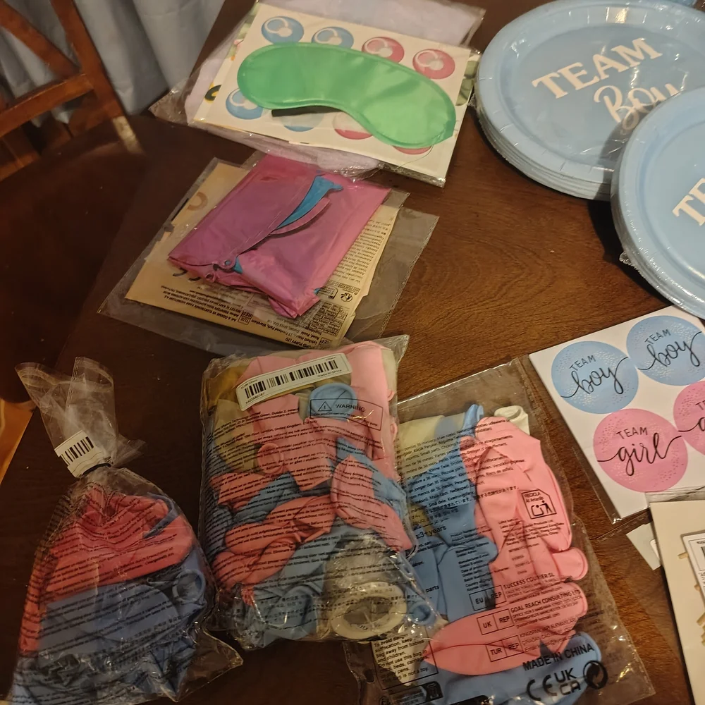 Team Boy and Team Girl Party Supplies Set